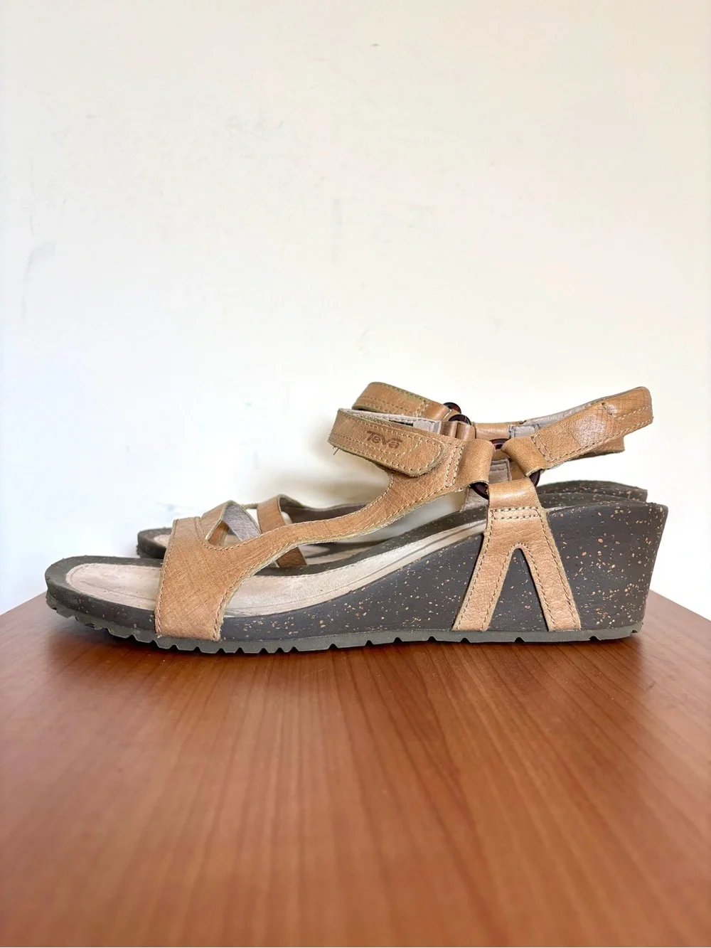 Teva Cabrillo Cross Strap Tan Leather Wedge Sandals US Size 11